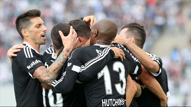 Beşiktaş'ta Gomez Şov!