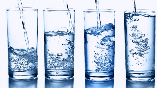 Gereğinden Az Su İçmek Yaşlanma Nedeni