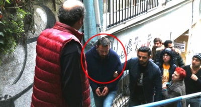 Barda Tanışıp Eve Çağırdı Kapıda Bıçakladı