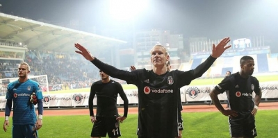 Beşiktaş Fark Yedi! Seyirci Protesto Etti