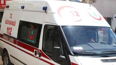 Bunalıma Girip Makası Kendisine Sapladı!