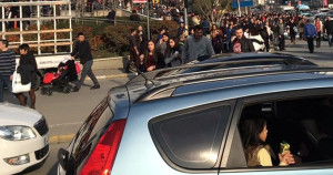 İstanbul Maltepe'de Bir AVM'de Silah Sesleri Yükseldi