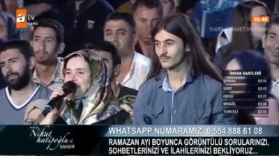 Canlı Yayında Uzun Saç Sorusu Nihat Hatipoğlu'nu Güldürdü: Oğlum da Ben de Günah İşlemiş Olabilir Miyiz?