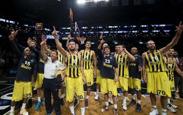 Fenerbahçe Deplasmanda Nets'i Devirdi!
