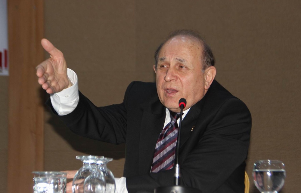 Tepkiler AKP'yi Korkuttu Mu? Burhan Kuzu'dan Açıklama