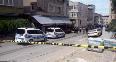 İki Aile Bir Evi Paylaşamayınca Arada Silahlar Konuştu: 3 Kişi Yaralı!