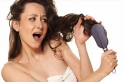 Saç Dökülmesinin Nedenleri