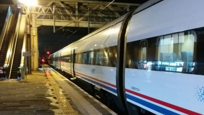 Son Dakika! Kocaeli’de Tren İstasyonu Sular Altında Kaldı, Seferler İptal Edildi